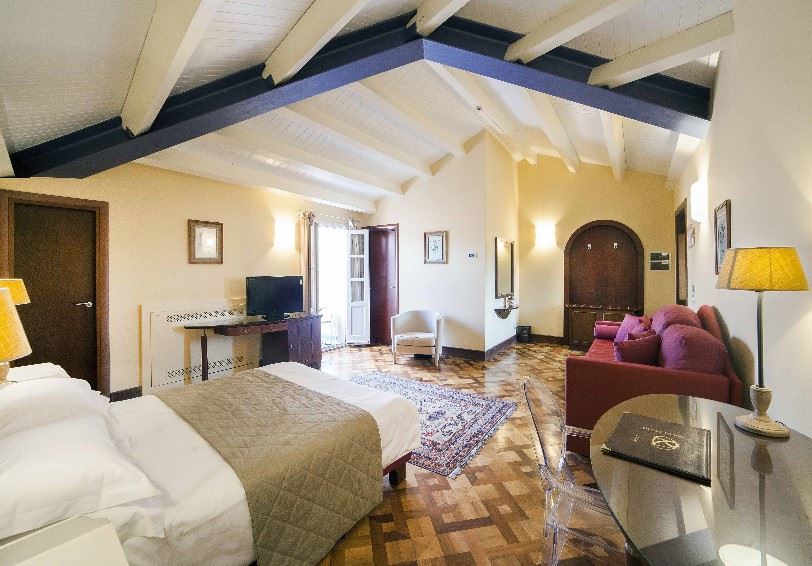 Deluxe room, Antico Hotel Roma 1880, Eastern Sicily