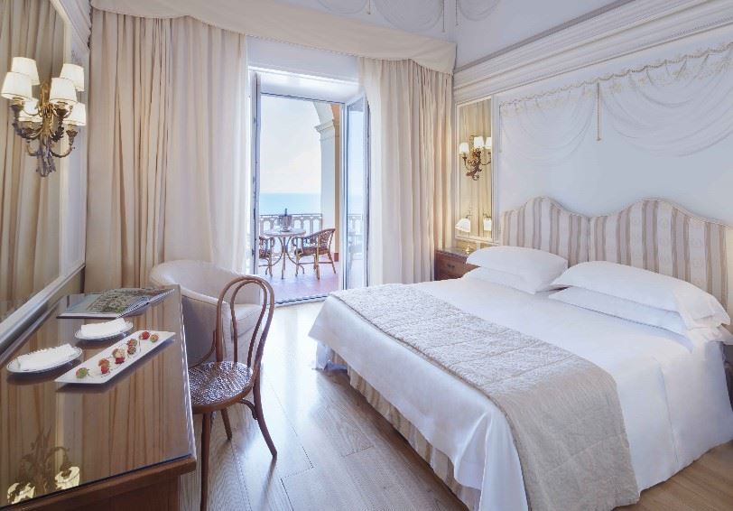 Superior room, Grand Hotel Excelsior Vittoria, Sorrento, Italy