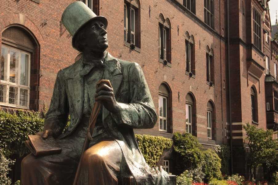 Statue of Hans Christian Andersen, Copenhagen