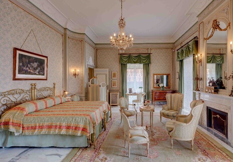 One of a kind suite, Grand Hotel Excelsior Vittoria, Sorrento