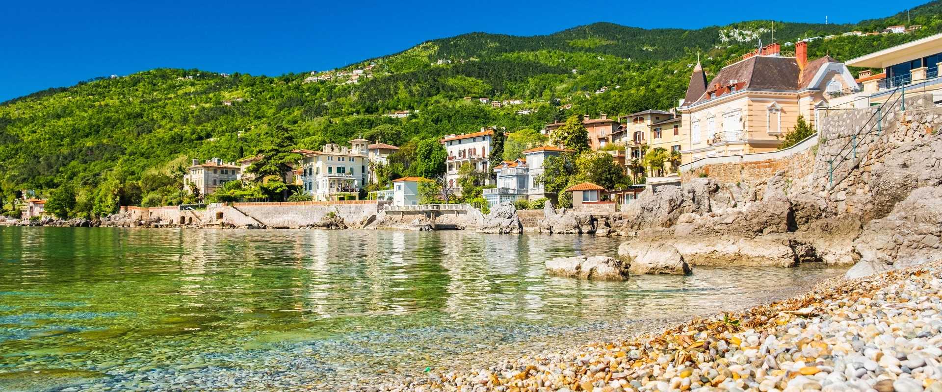 Kvarner Bay Tour with Opatija, Lovran and Local Specialties