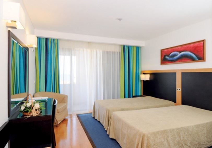 Standard room, Antillia Hotel Apartments, Ponta Delgada, Sao Miguel, the Azores