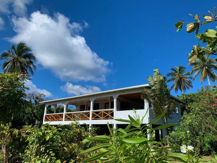 Sea Cliff Eco Cottages and Gin Distillery, Calibishe
