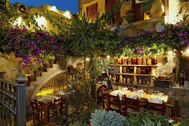 Avli Lounge Apartments, Rethymnon, Crete