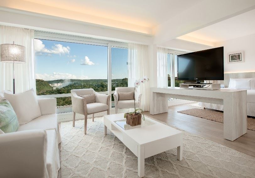 Junior Suite, Falls View