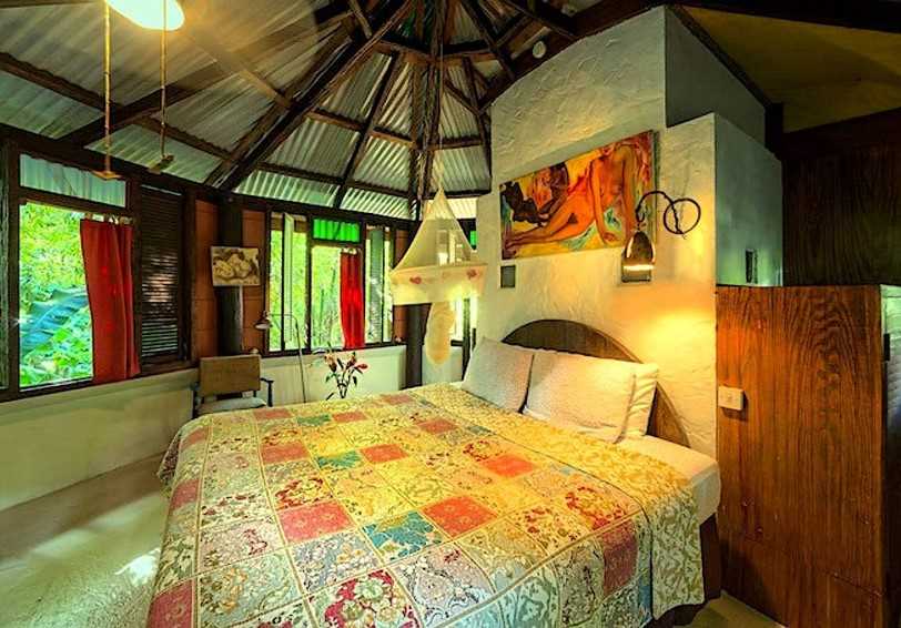 Honeymoon Suite