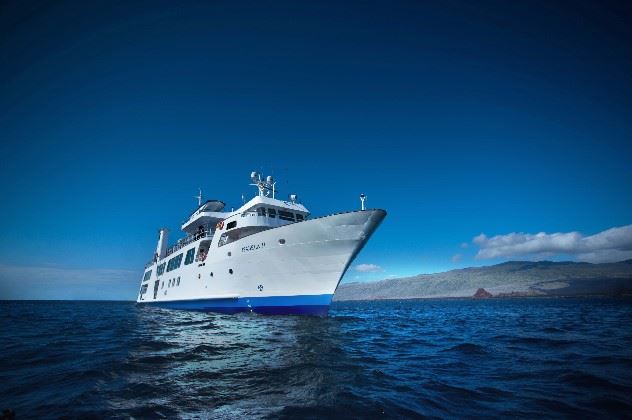 Yacht Isabella II - Galapagos Cruise