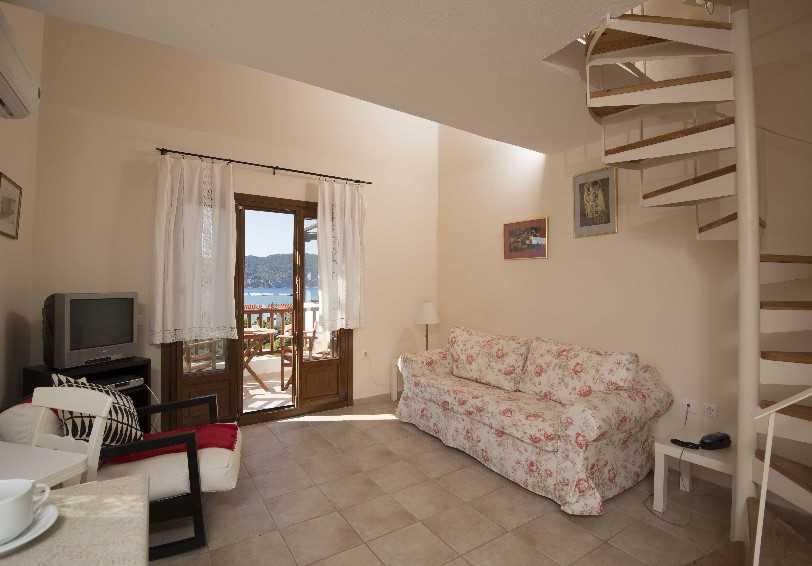 Maistros Apartments, Skopelos Town