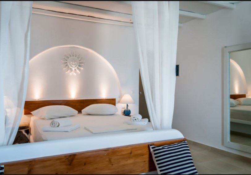 Junior Suite, Niki Savvas, Apollonia, Milos, Greece