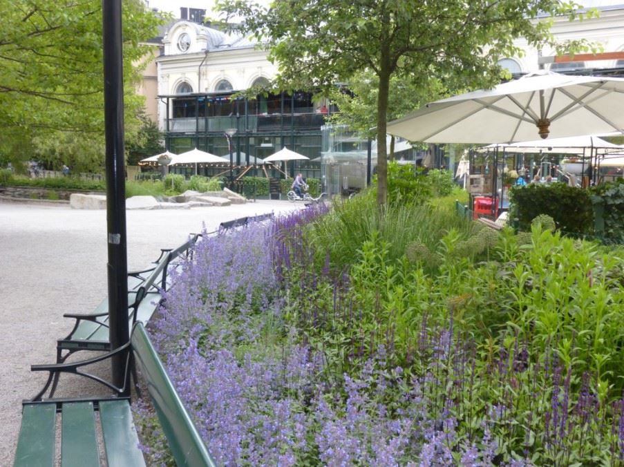 Berns Bistro flowers