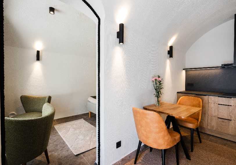 Twin Cabin