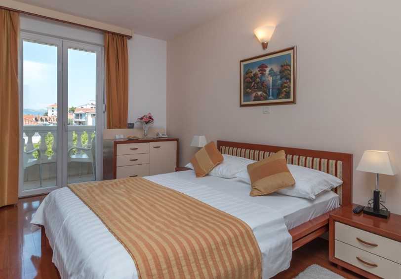 Superior Double Room with balcony