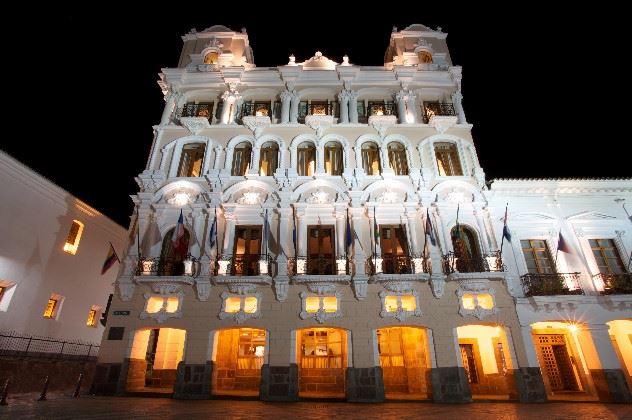 Exterior, Plaza Grande, Quito, Ecuador 