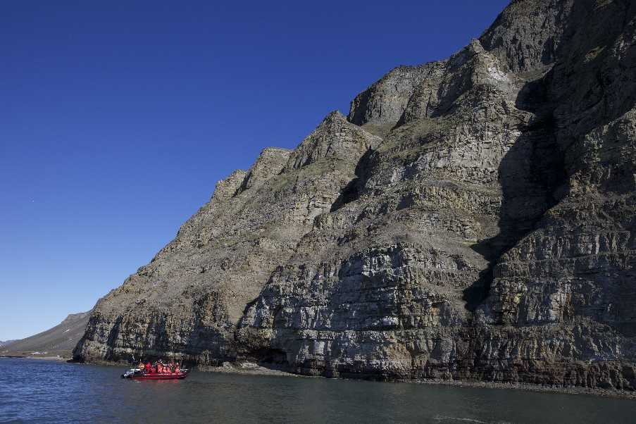Bird sanctuary at Pilarberget, Svalbard