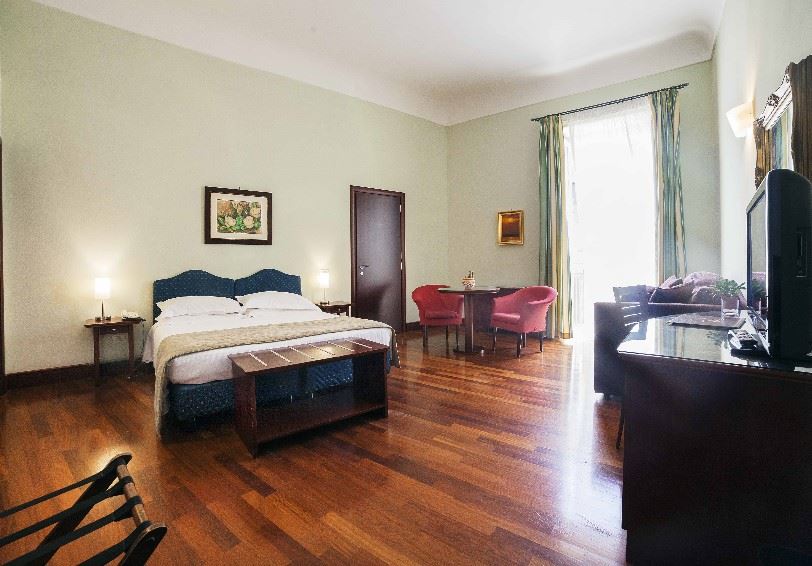Superior room, Antico Hotel Roma 1880, Eastern Sicily