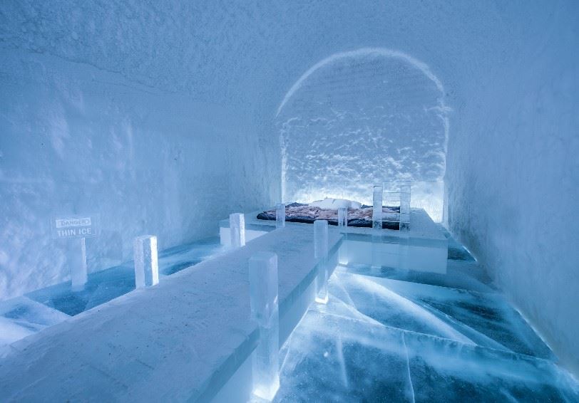 Danger Thin Ice (Franziska Agrawal), Art Suite, ICEHOTEL, Jukkasjärvi, Swedish Lapland (Photo - Asaf Kilger)