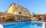 Cavos Bay Hotel, Ikaria