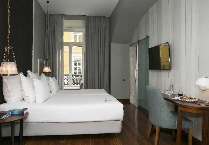 Superior room, Pousada de Lisboa, Lisbon, Portugal