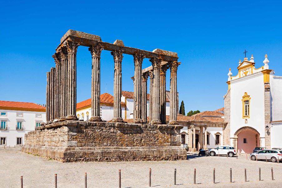 Roman Temple, Evora