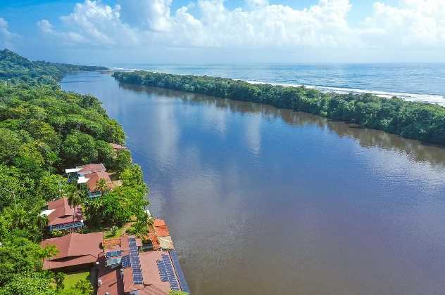 Tortuga Lodge, Tortuguero