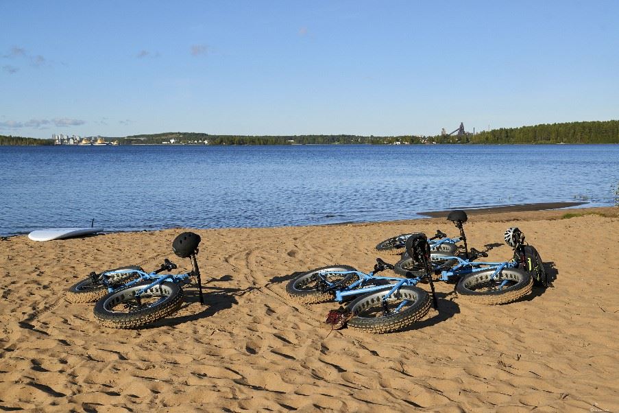 Fat Biking, Swedish Lapland, by Graeme Richardson