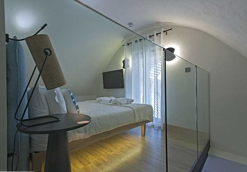 Ultimate Haven with private pool on the seafront