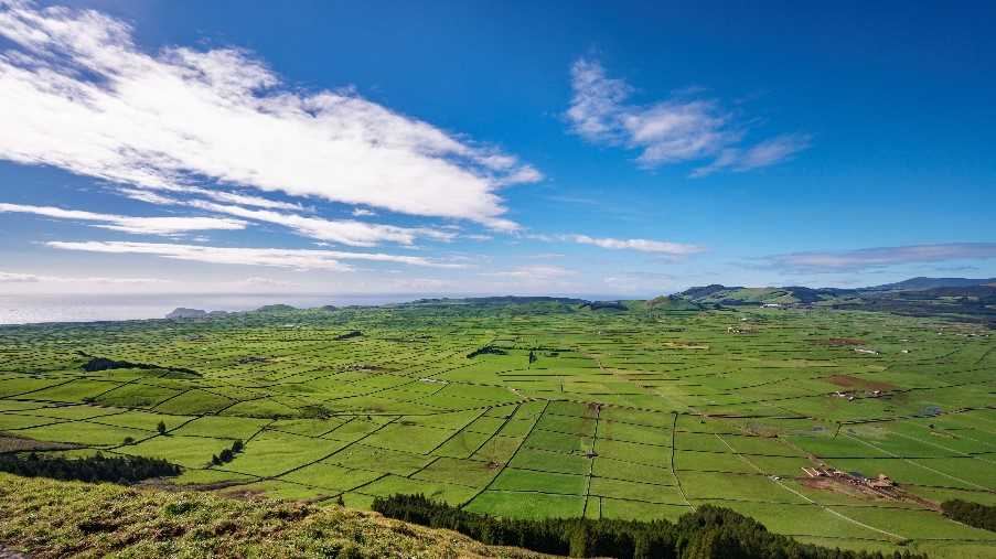 Tour the countryside of Terceira