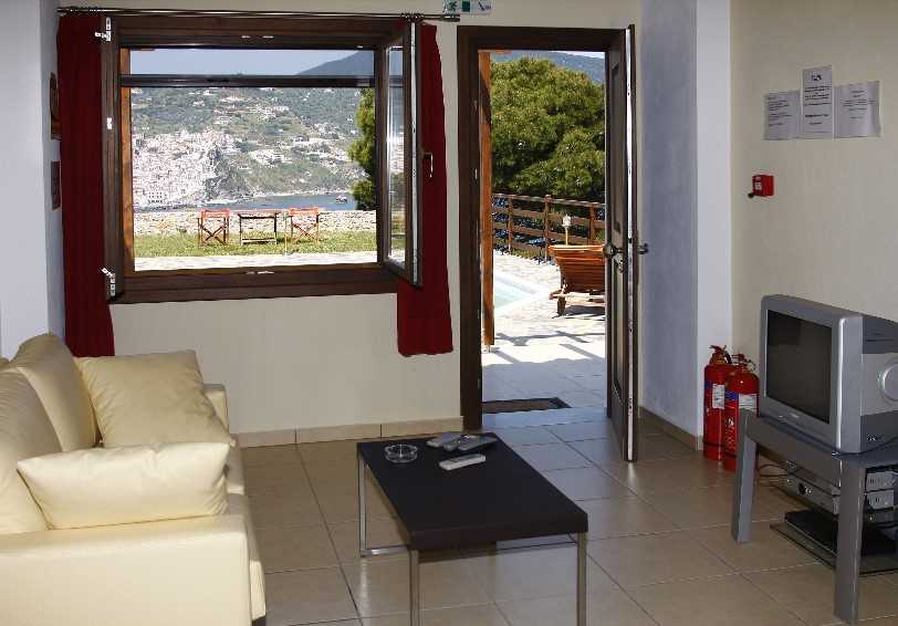 Zeus Villa