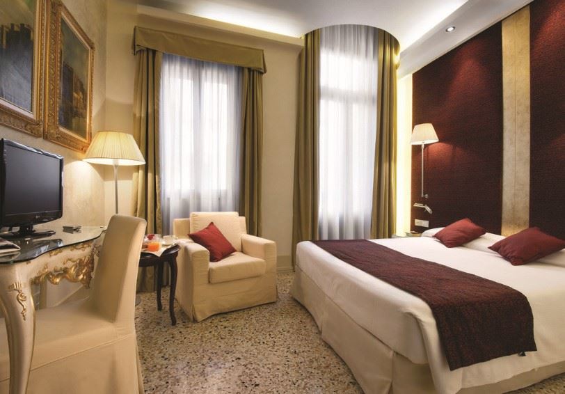 Superior Room with garden view, Palazzo Giovanelli e Gran Canal, Venice