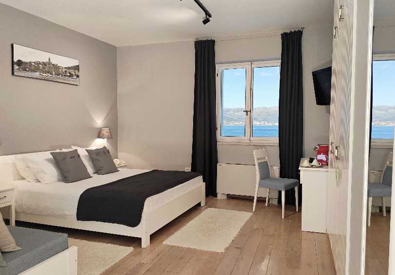 Comfort Room with sea view