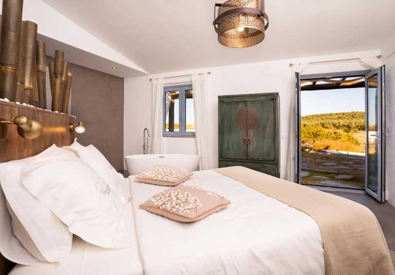 Deluxe suite, Monte da Estrela, Mourao, Alentejo, Portugal