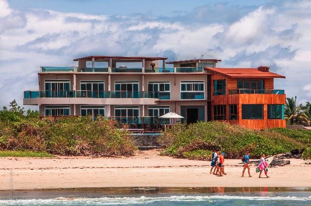 Exterior, Iguana Crossing, Galapagos Islands