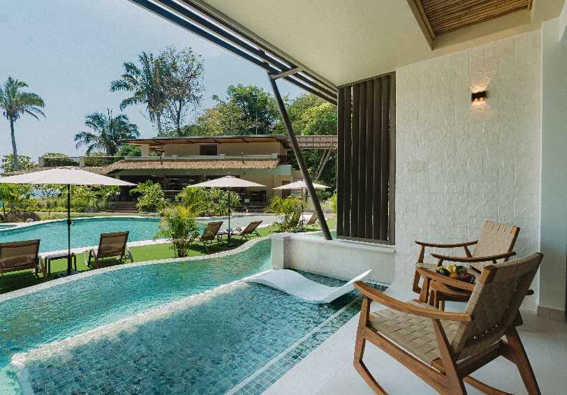 Lux Water Channel Suite