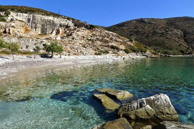 Petrokopio beach, Fourni