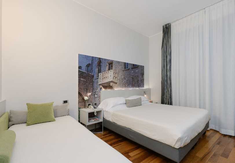 Triple Room, Giulietta E Romeo Hotel, Verona