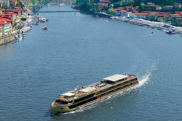 AmaDouro, river cruise ship, Porto