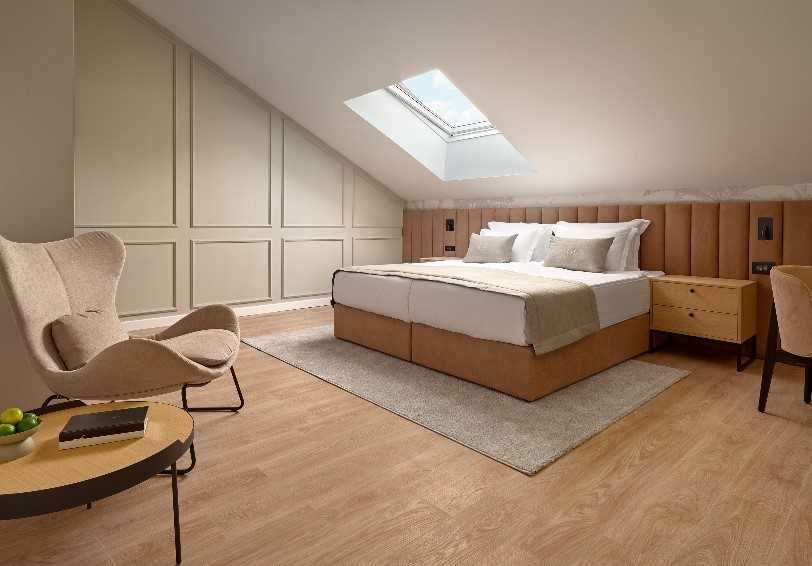 Deluxe Attic Room