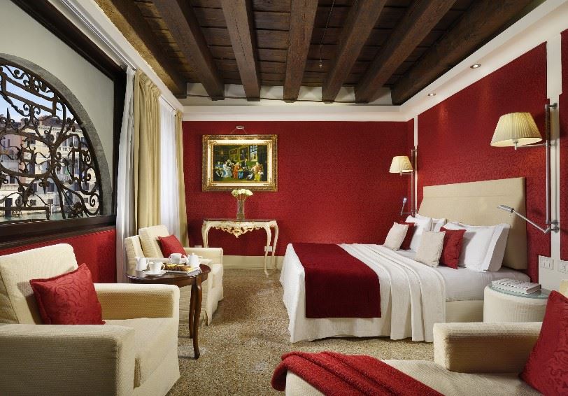 Junior Suite with Grand Canal view, Palazzo Giovanelli e Gran Canal, Venice