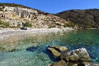 Petrokopio beach, Fourni