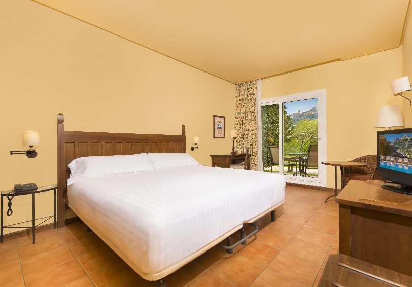 Classic room, Fuerte Grazalema Hotel, Grazalema, Spain