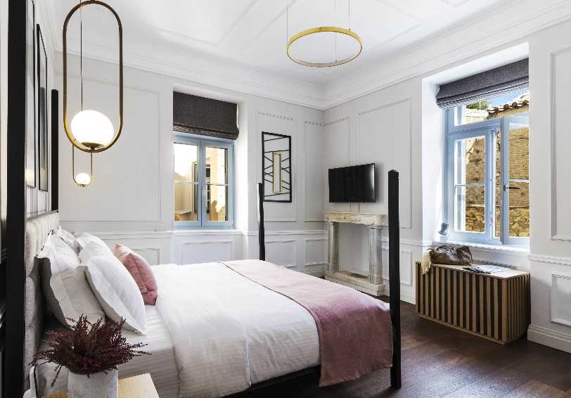 Supreme Suite