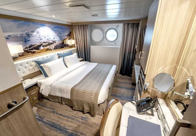 Aurora Twin Stateroom