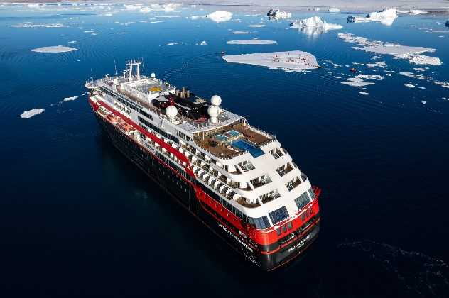MS Roald Amundsen