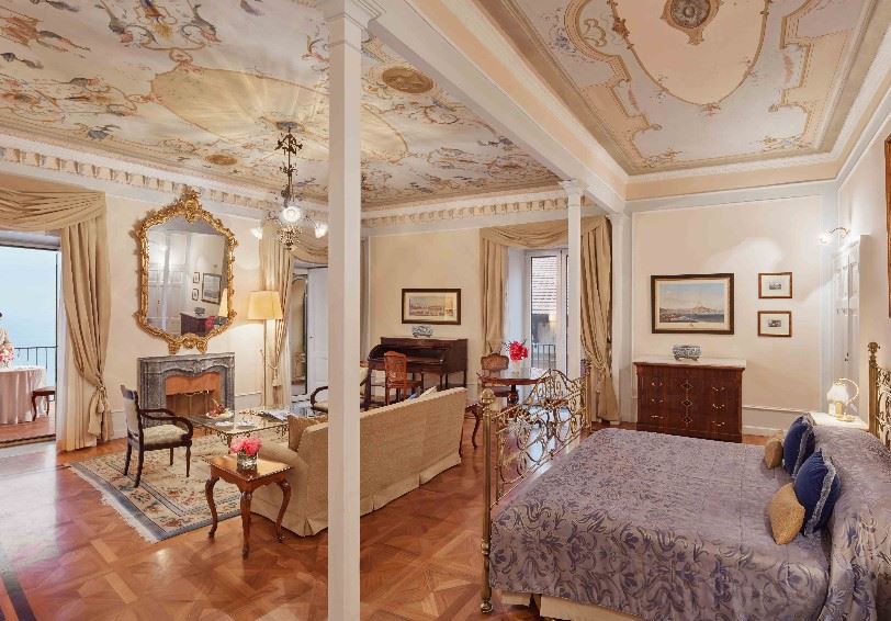 Deluxe suite, Grand Hotel Excelsior Vittoria, Sorrento