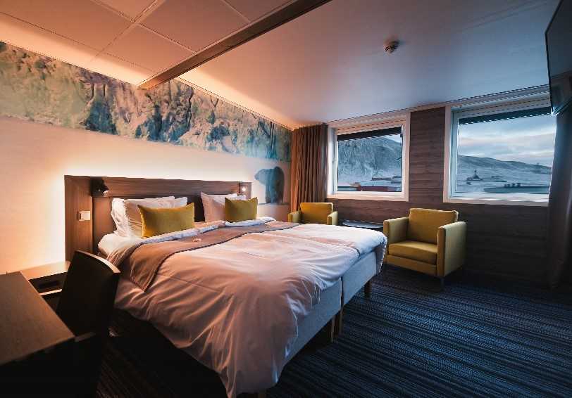 Superior Room, Svalbard Hotell Polfareren, Longyearbyen, Svalbard 