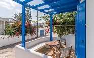 Apollon Rooms, Milos, Greece