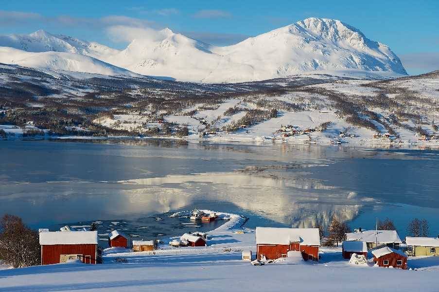 Lavangenfjord