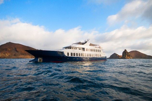 MV Theory, Galapagos Islands