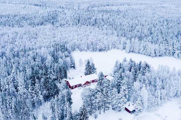 Pine Bay Lodge, Gussovagen, Swedish Lapland