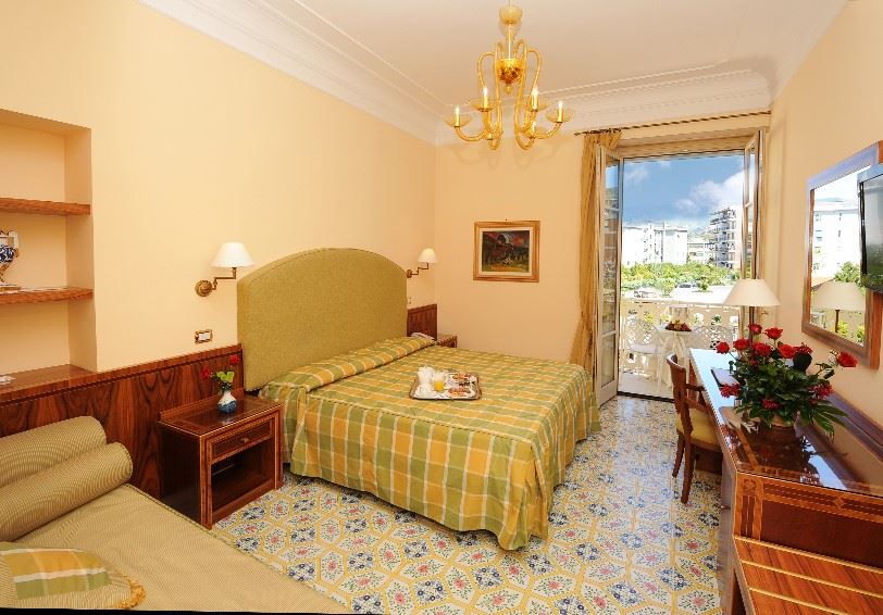 Comfort room, Antiche Mura Hotel, Sorrento, Italy